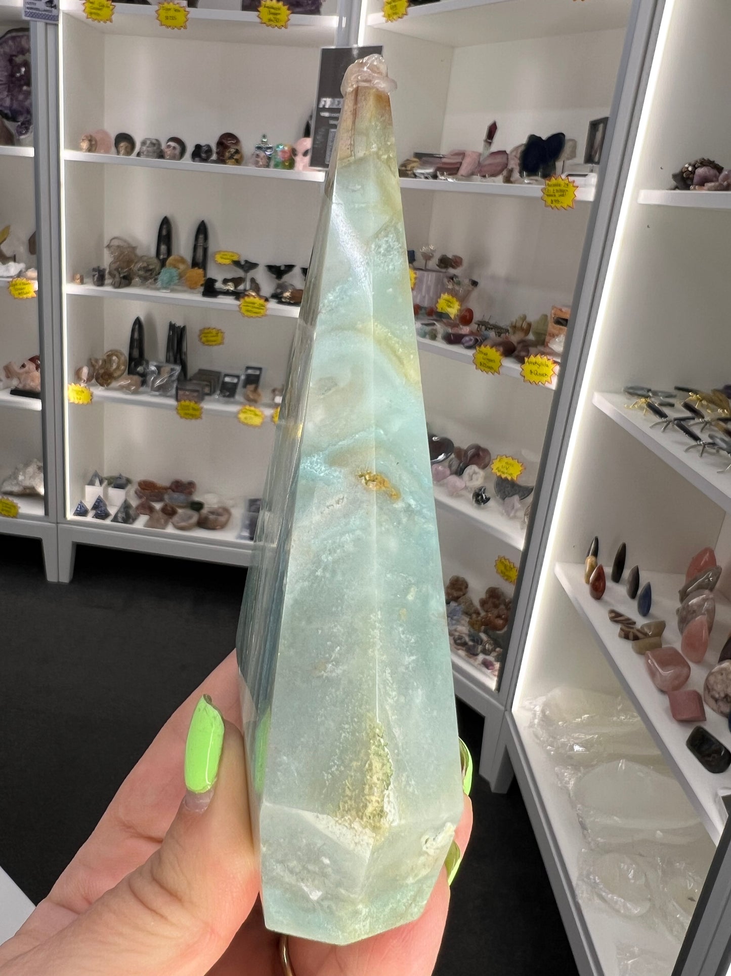 Caribbean Calcite Faceted Freeform