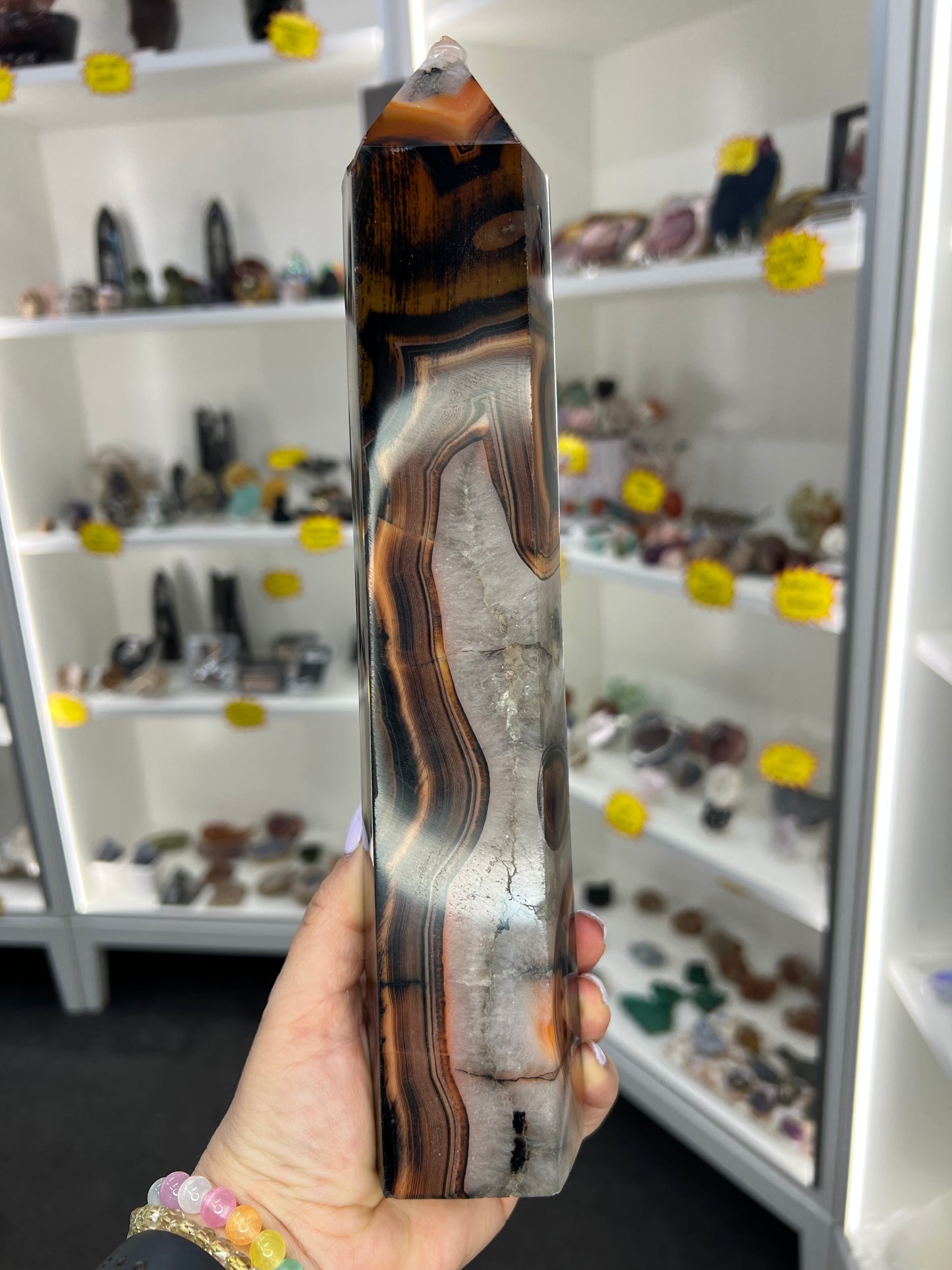 Huge Sardonyx Tower