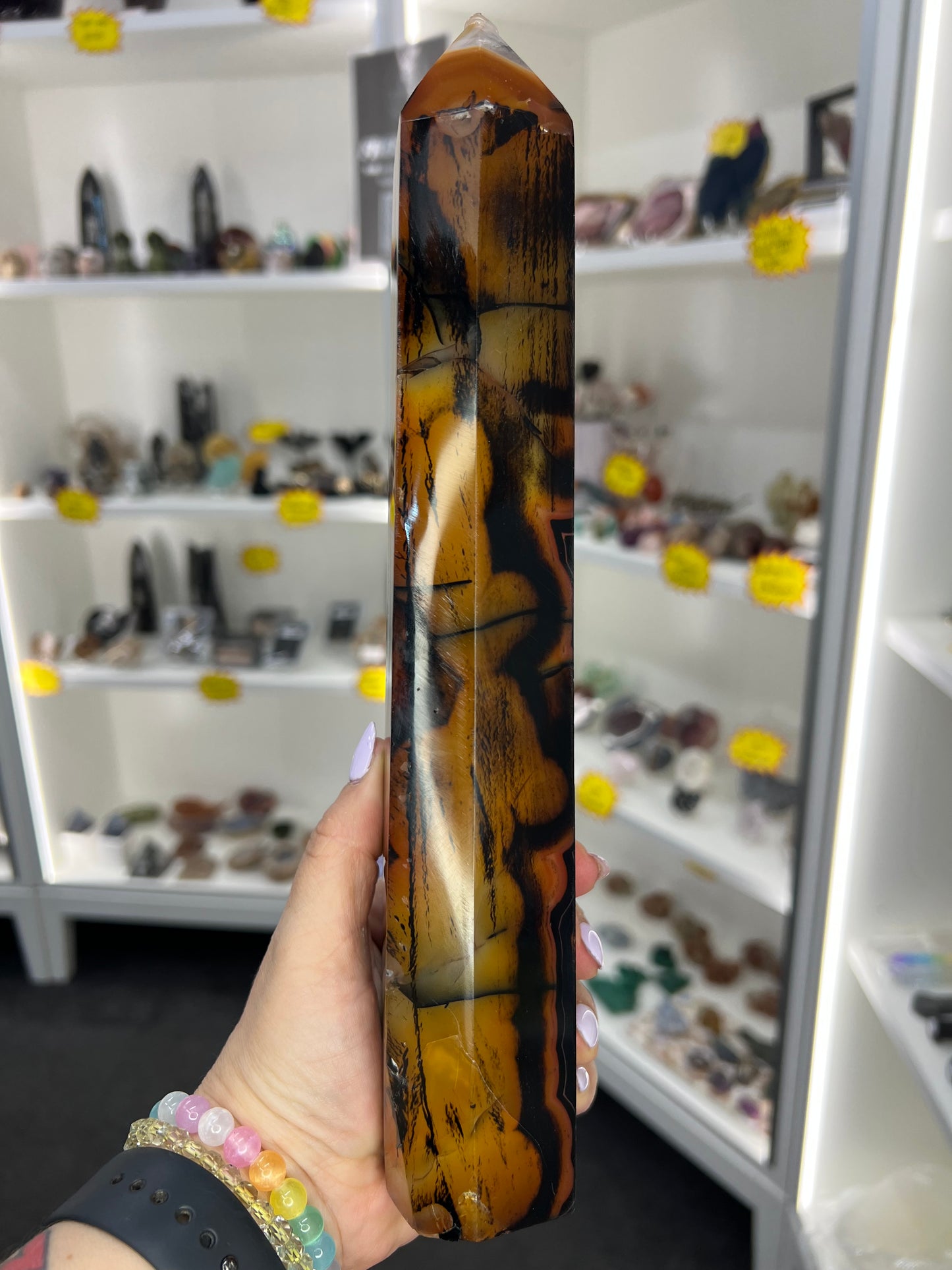 Huge Sardonyx Tower