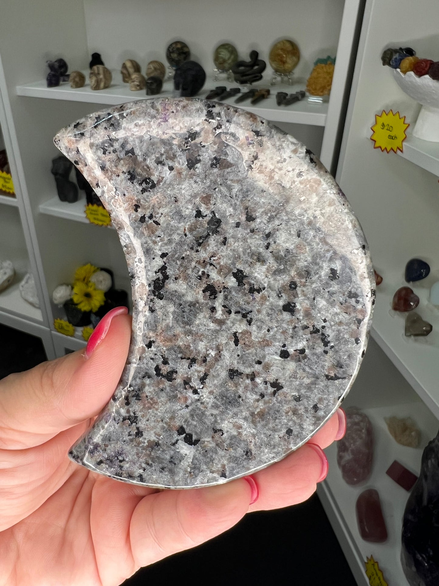 Yooperlite Moon (UV Reactive)