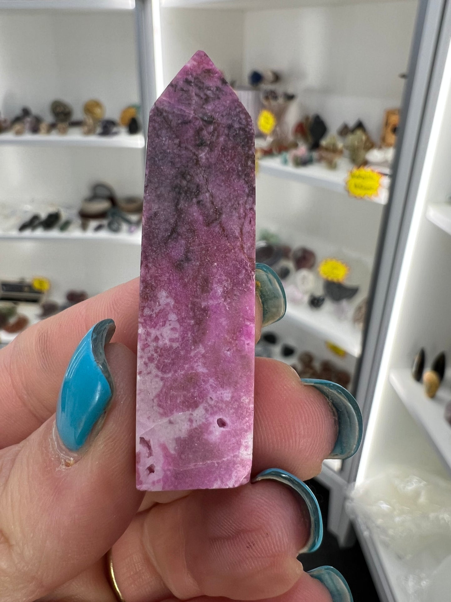 Cobalto Calcite Tower