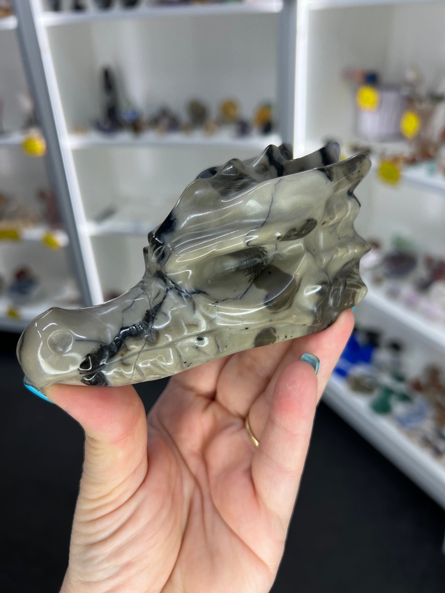 Volcano Agate Dragon Head (UV Reactive)