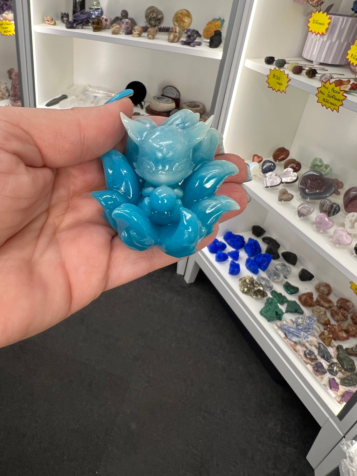 Luminous Nine Tail Fox (Glow in the Dark / Man Made)