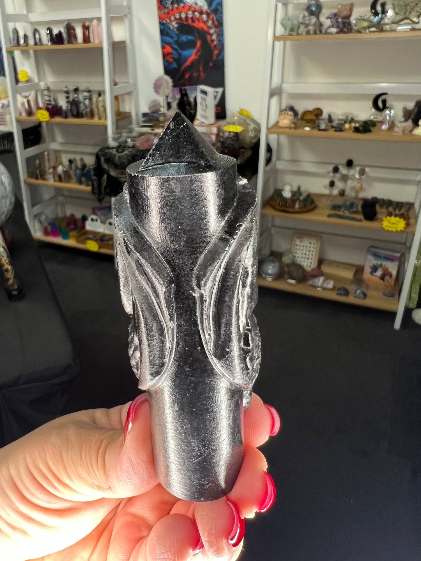 Black Obsidian Dragon on Point
