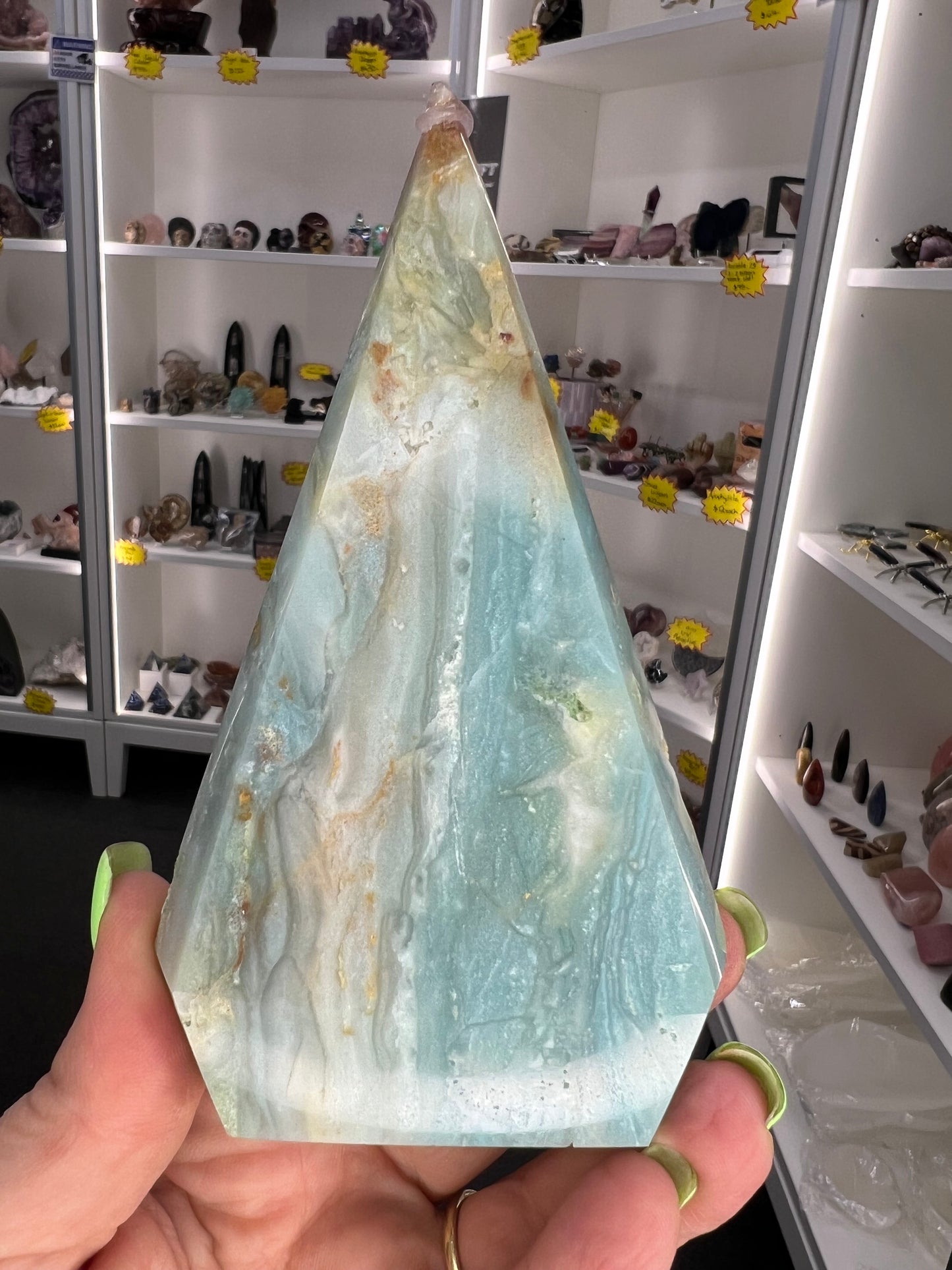 Caribbean Calcite Faceted Freeform