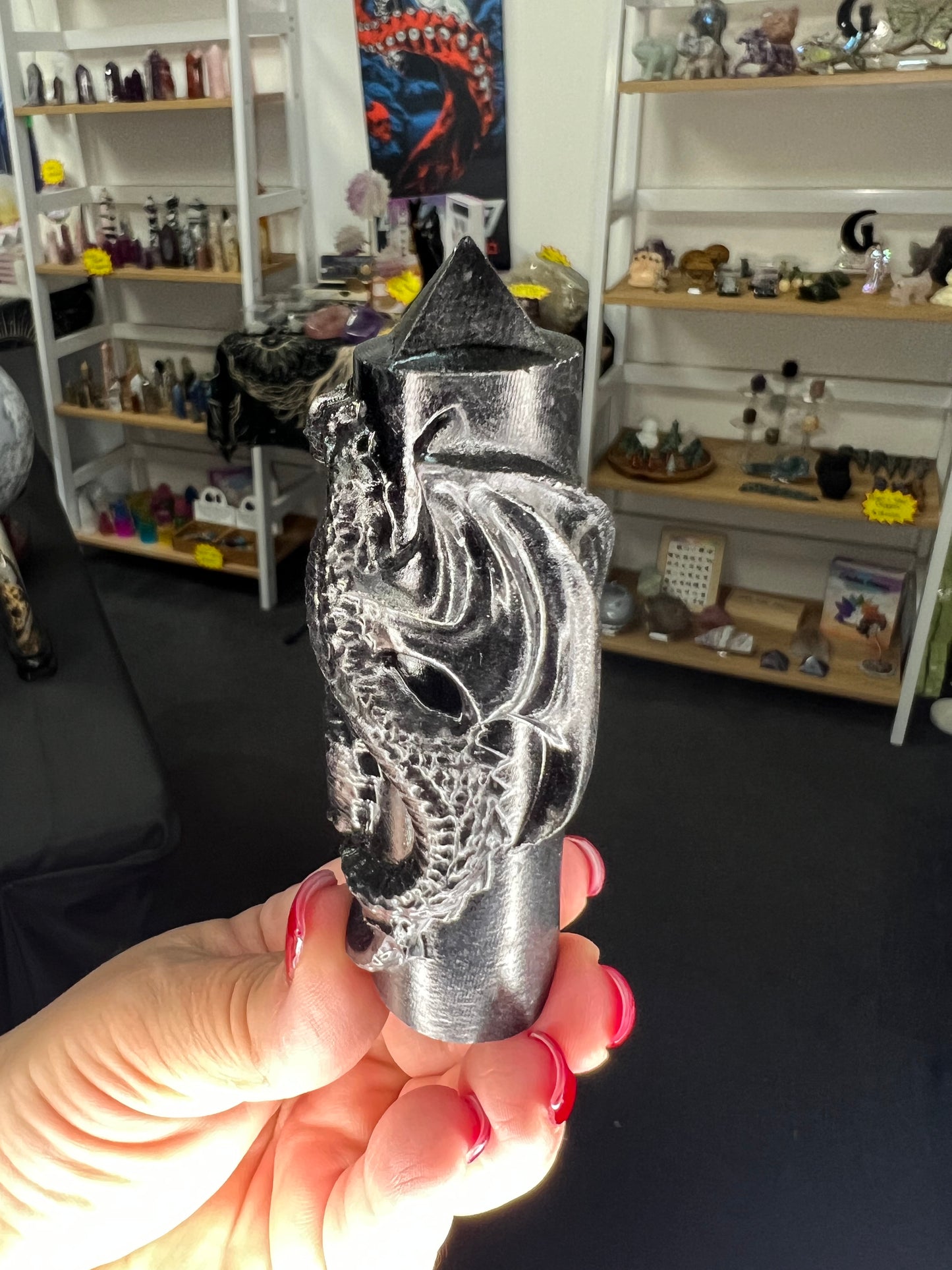 Black Obsidian Dragon on Point