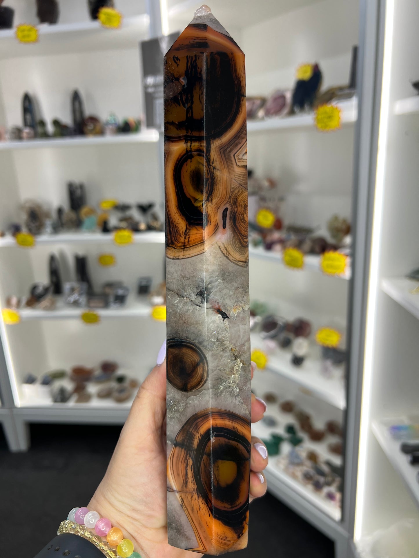 Huge Sardonyx Tower