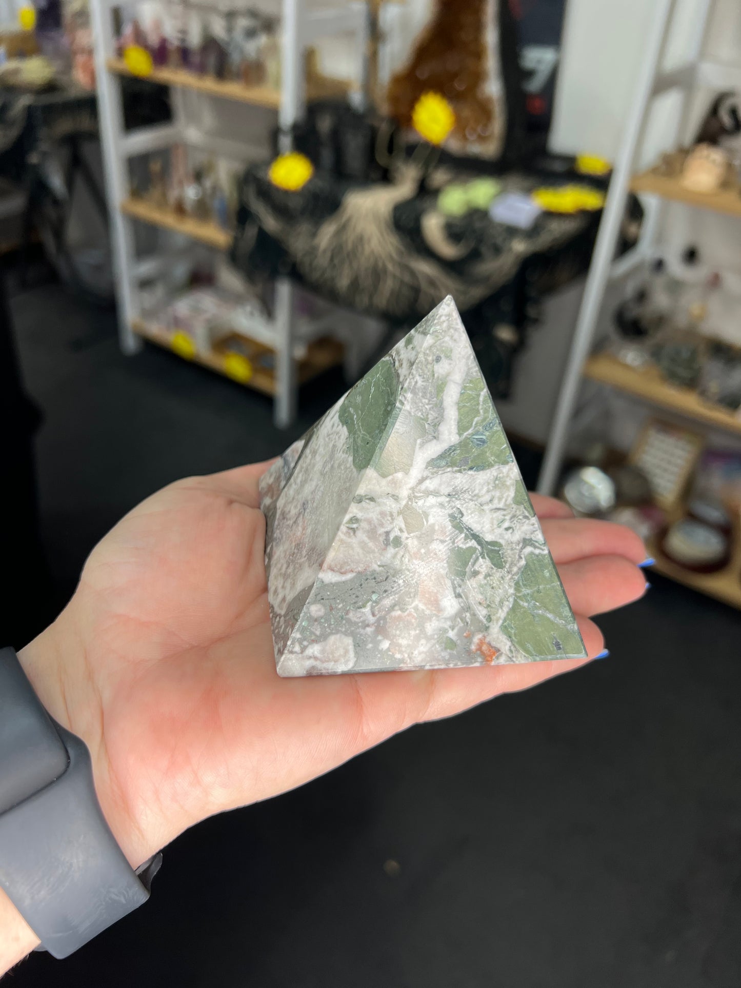 Black Onyx Pyramid