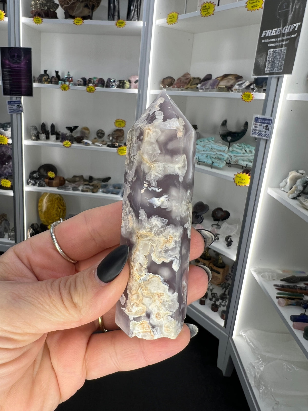 Black Flower Agate Tower