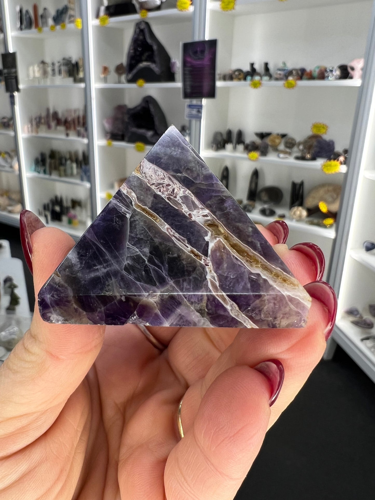 Chevron / Dream Amethyst Pyramid