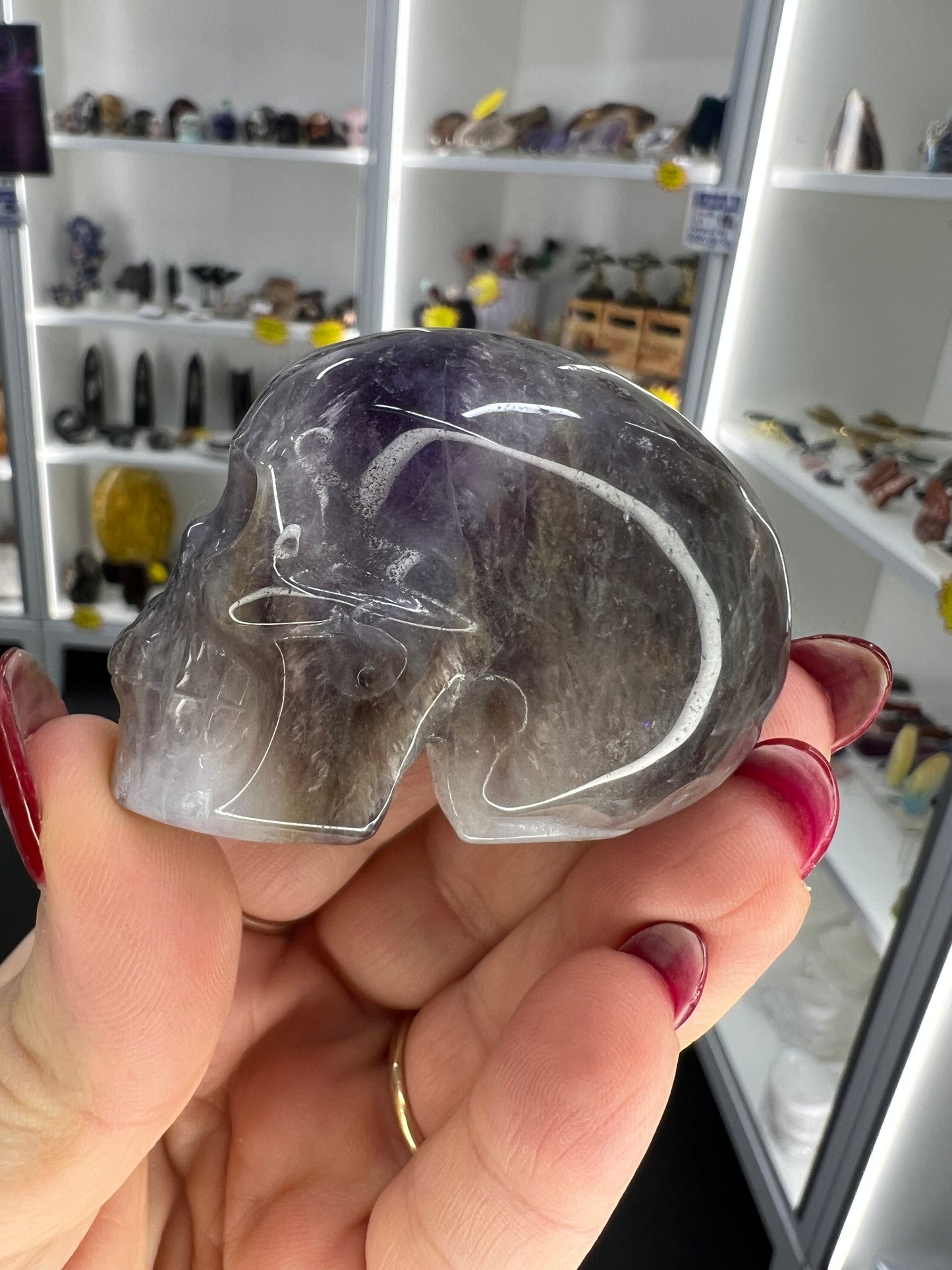 Chevron / Dream Amethyst Skull