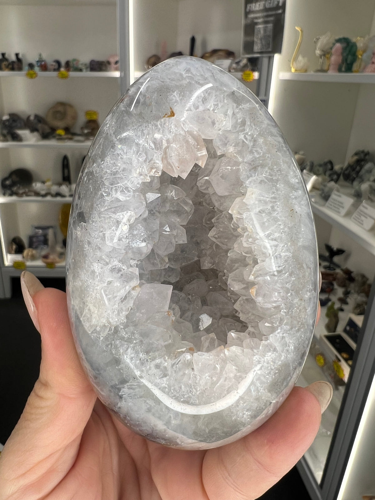 Druzy Agate Egg with Stand