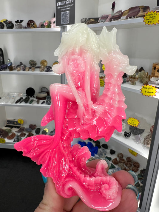 Luminous Mermaid on Seahorse (Glow in the Dark / Man Made)