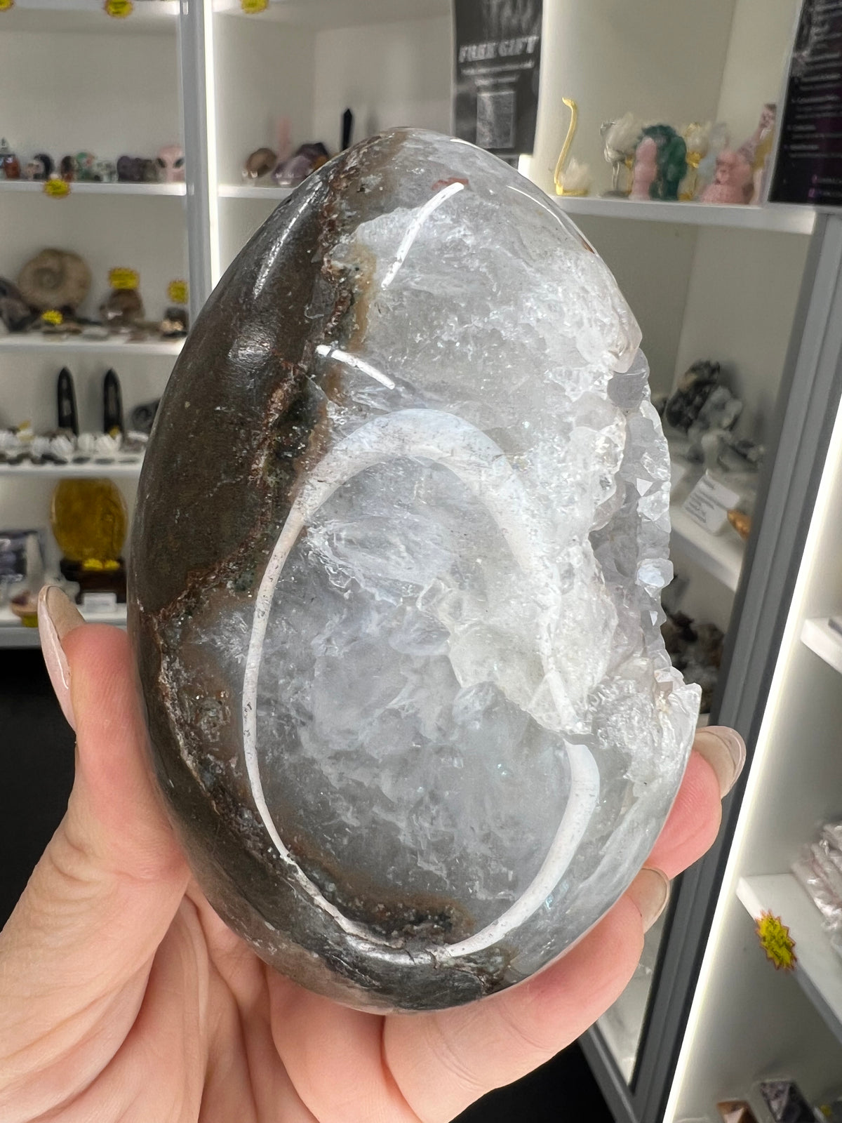 Druzy Agate Egg with Stand