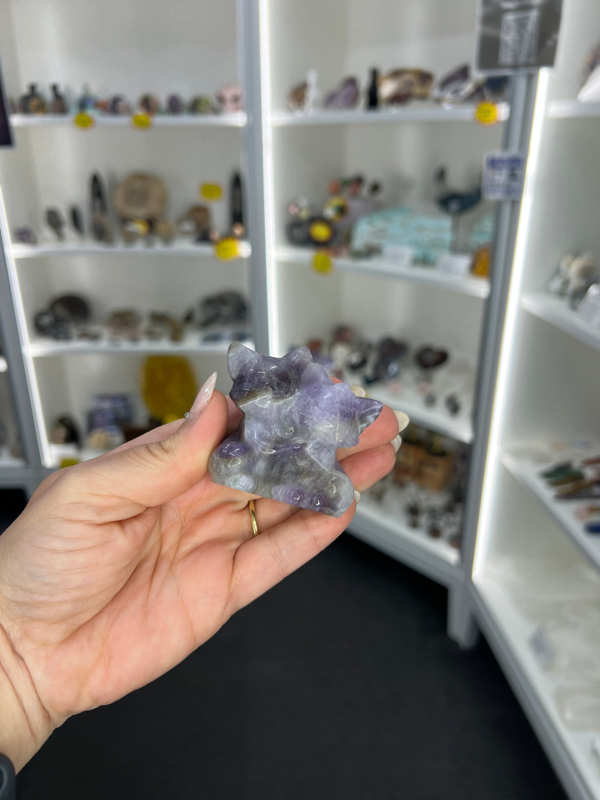 Chevron / Dream Amethyst Hugging Cats