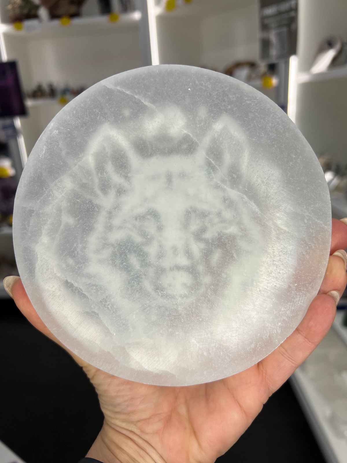 Selenite Wolf Charging Plate