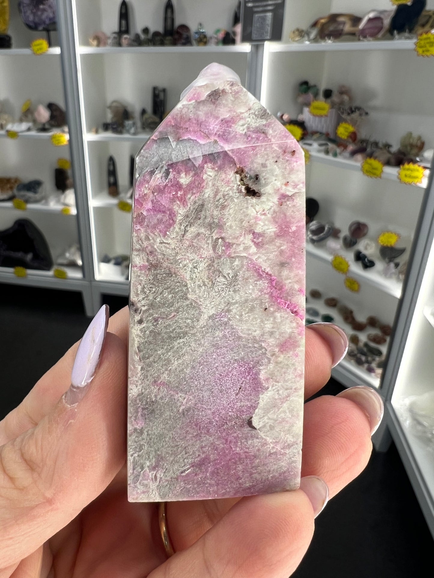 Cobalto Calcite Tower