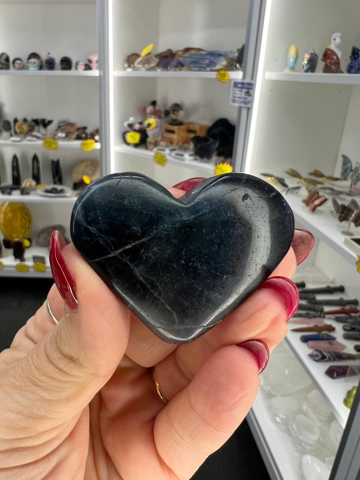 Black Fluorite Heart (UV Reactive)