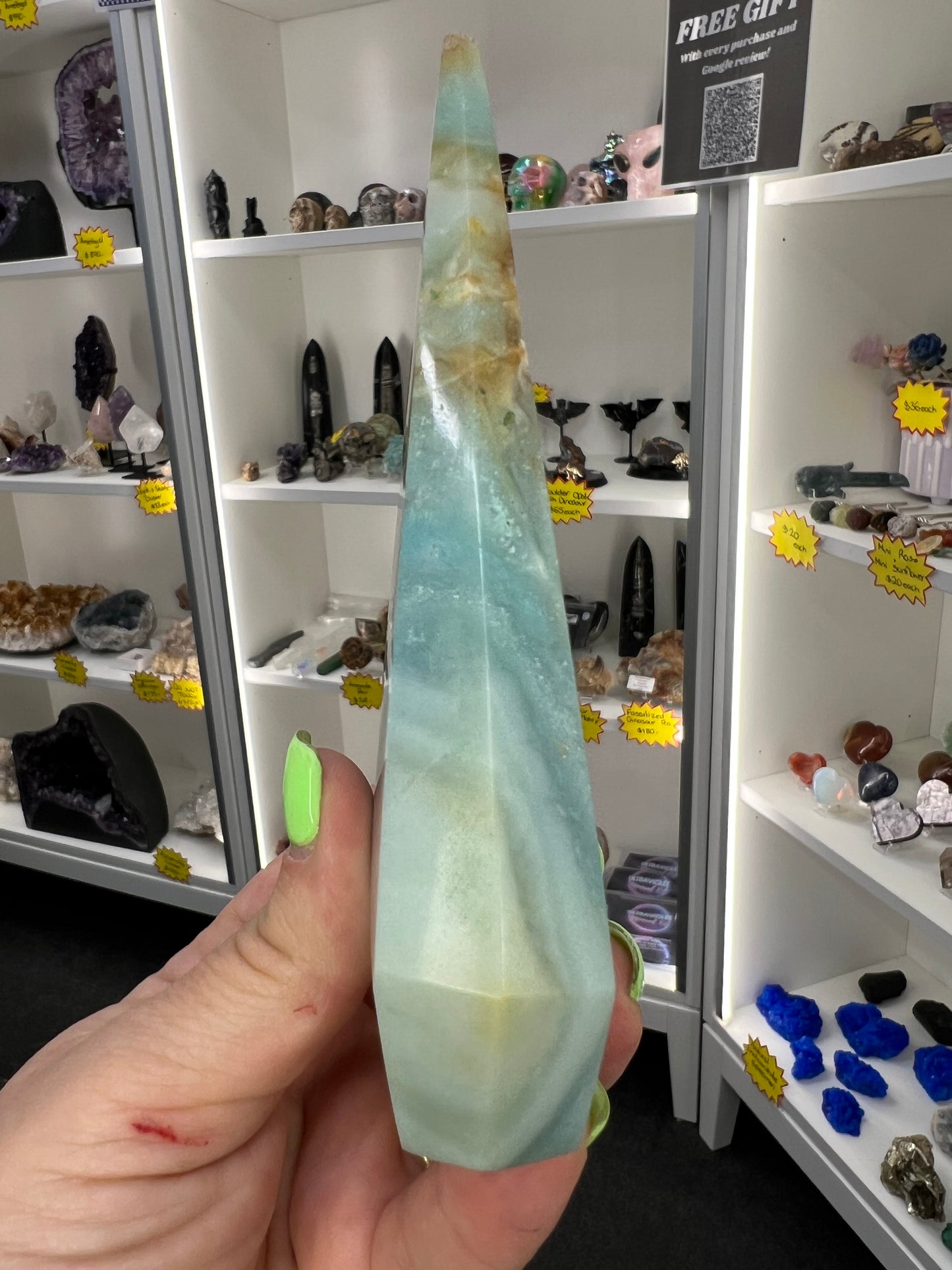 Caribbean Calcite Faceted Freeform