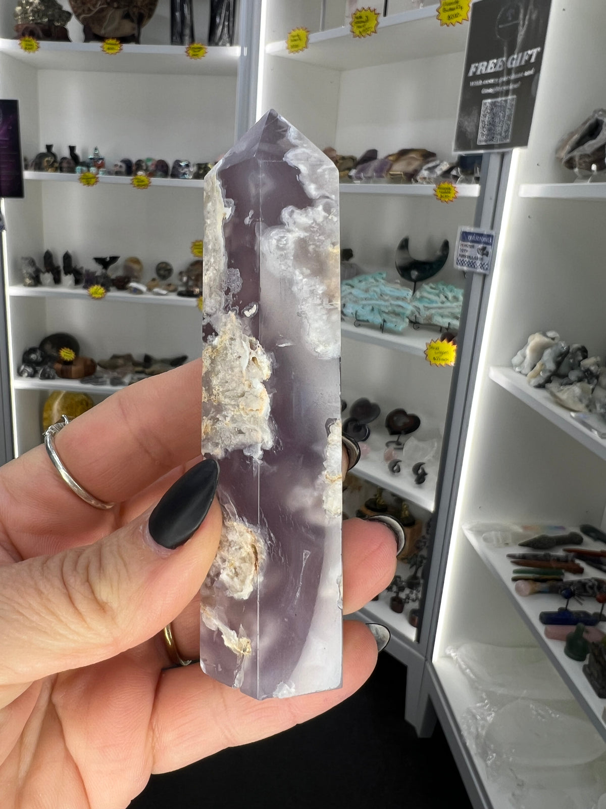 Black Flower Agate Tower