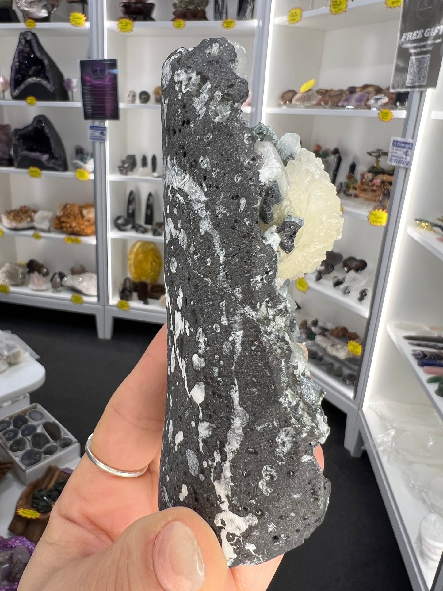 Apophyllite x Stilbite Specimen