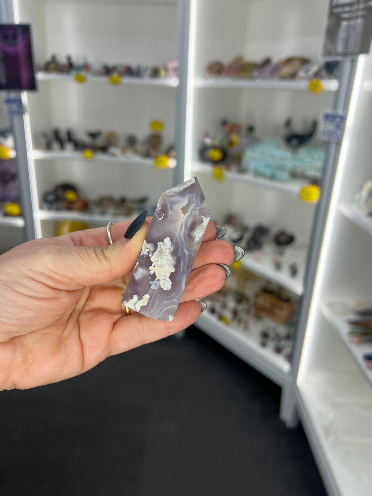 Black Flower Agate Tower