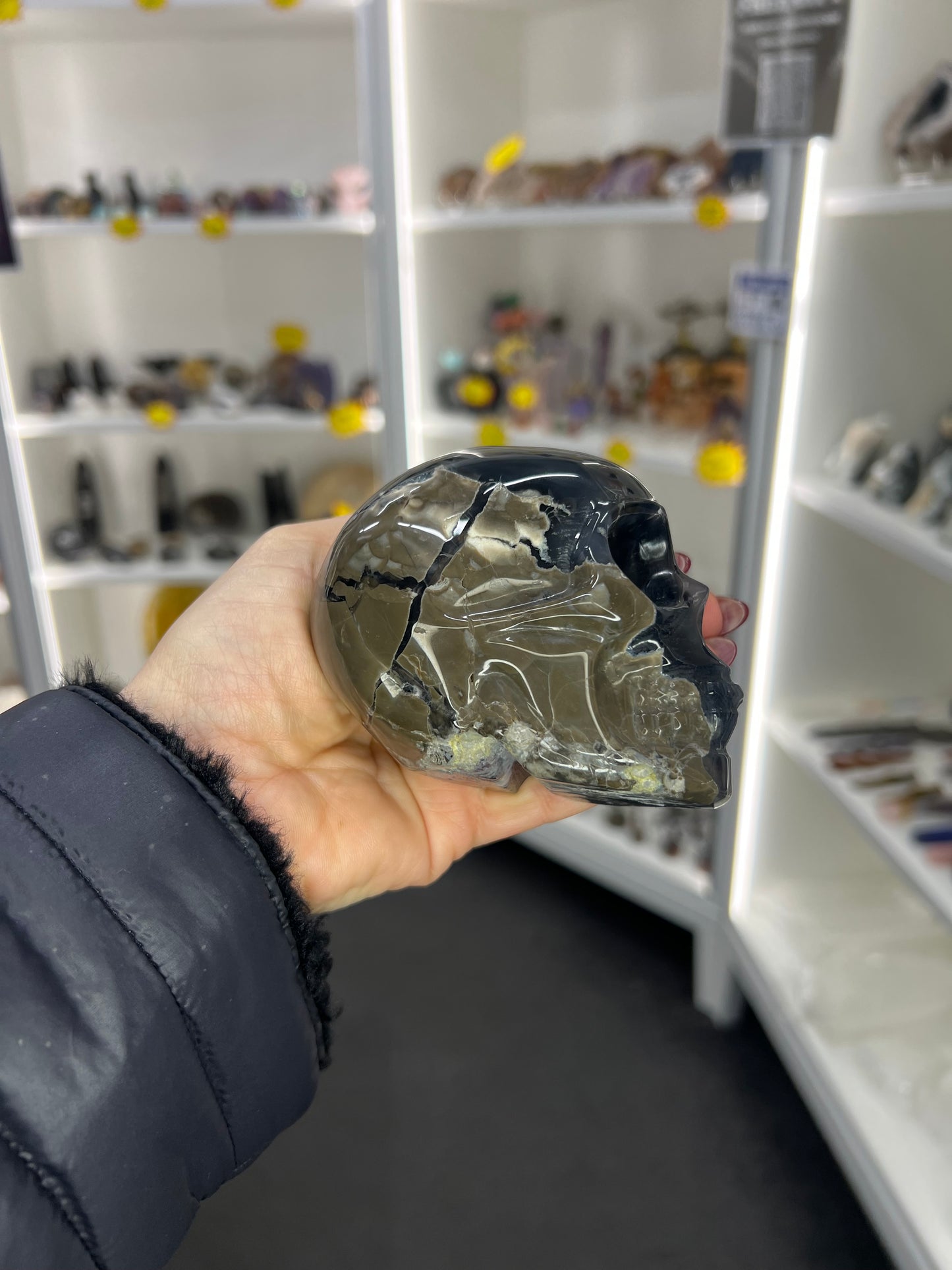 Volcano Agate Skull (UV Reactive)