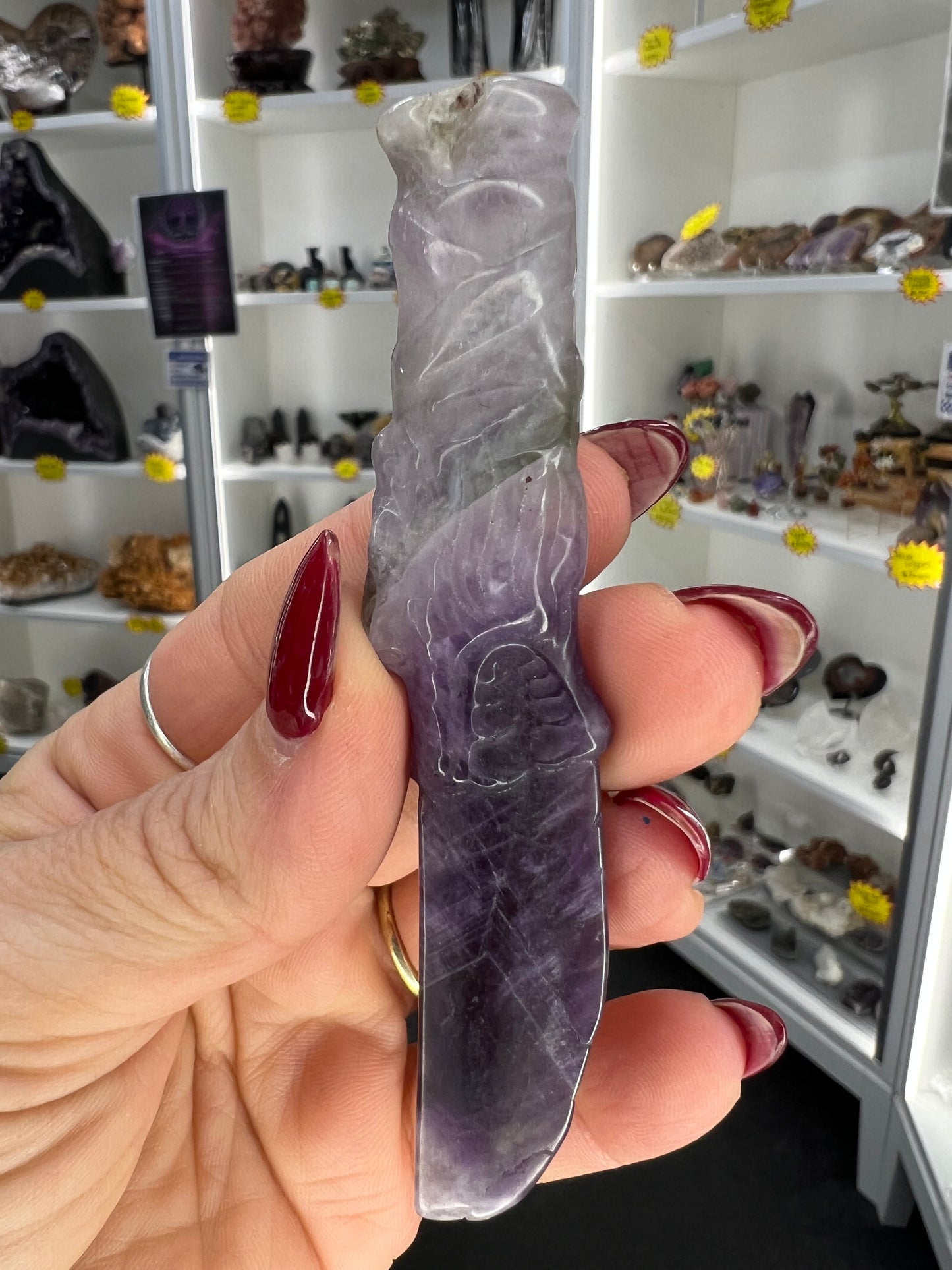 Chevron / Dream Amethyst Wolf Dagger