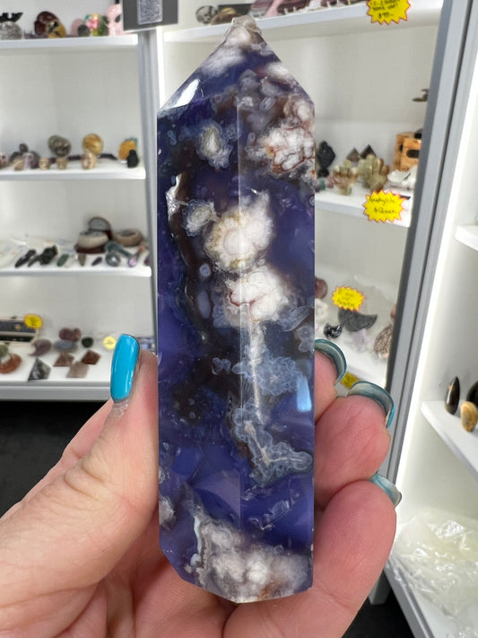 Blue Flower Agate Tower