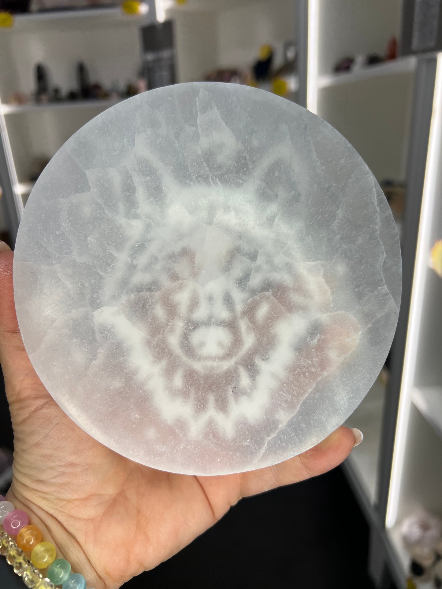 Selenite Wolf Charging Plate