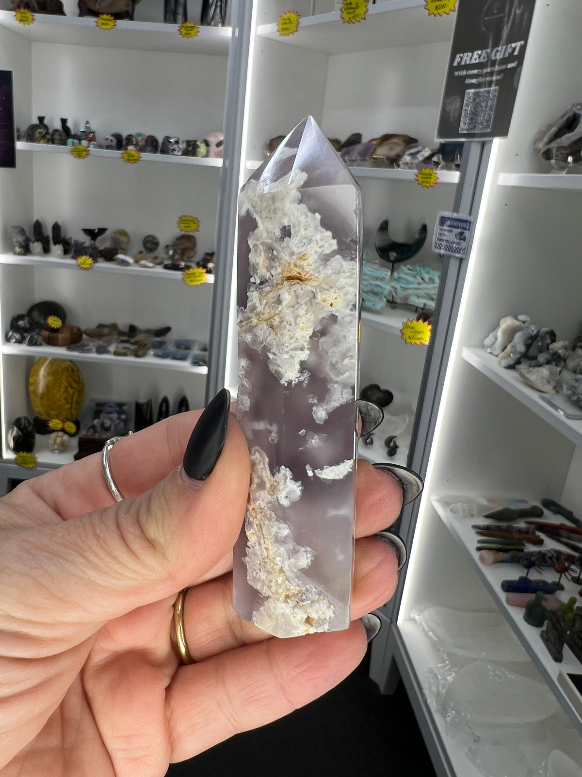 Black Flower Agate Tower