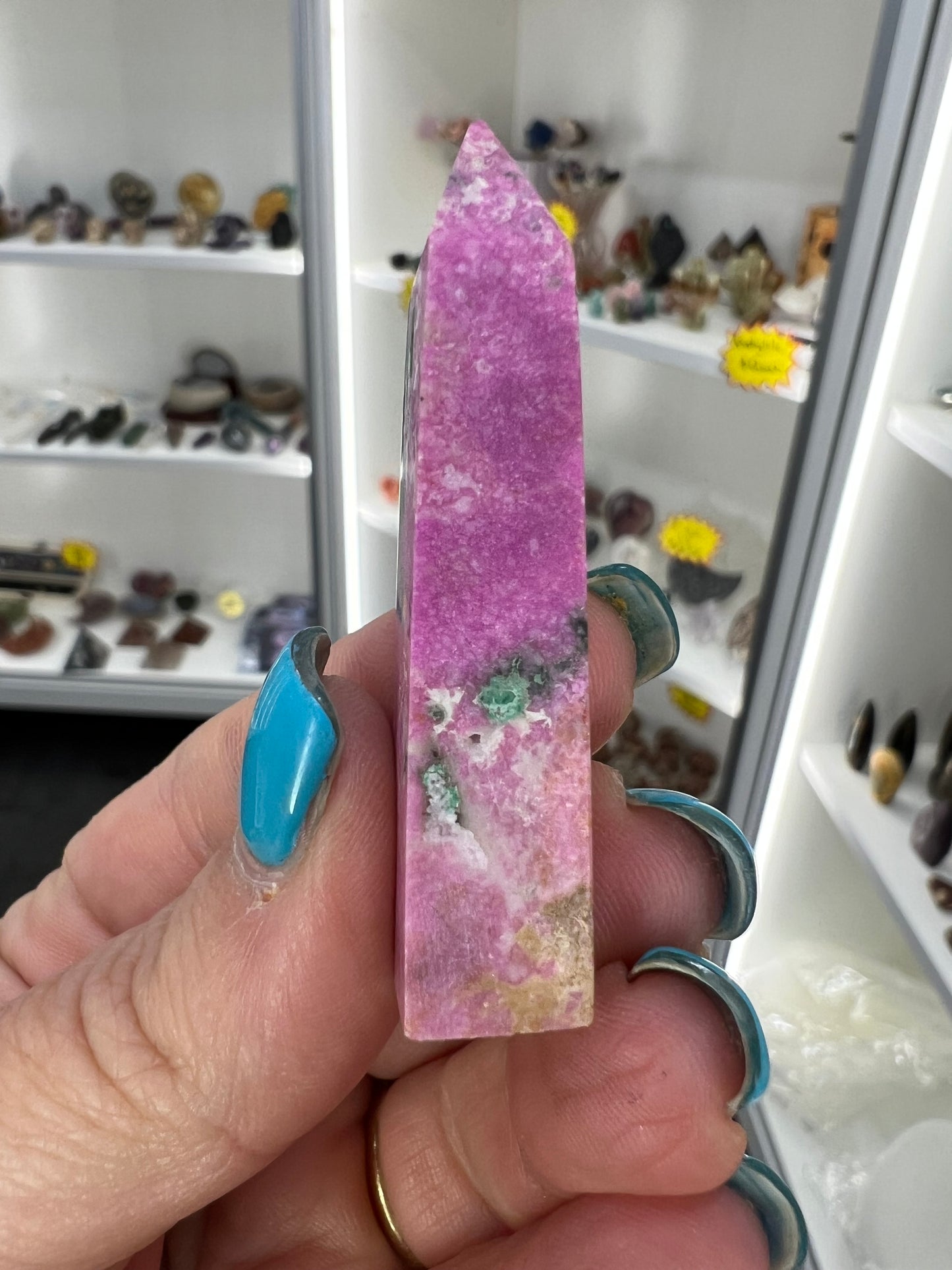 Cobalto Calcite Point
