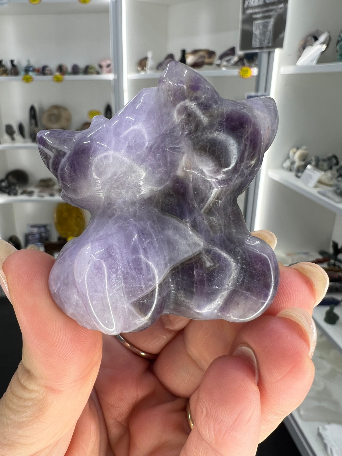 Chevron / Dream Amethyst Hugging Cats