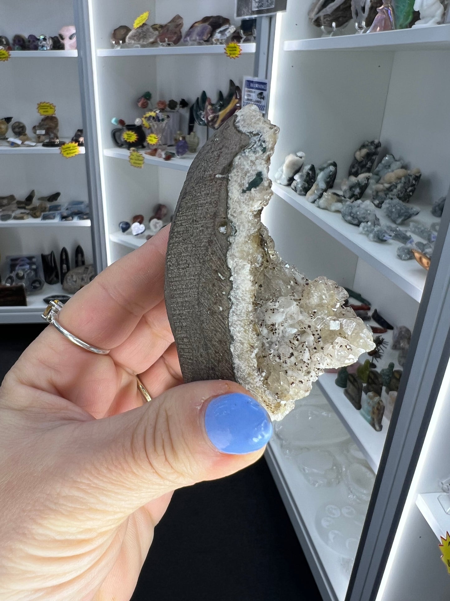 Quartz / Calcite Specimen (UV Reactive)