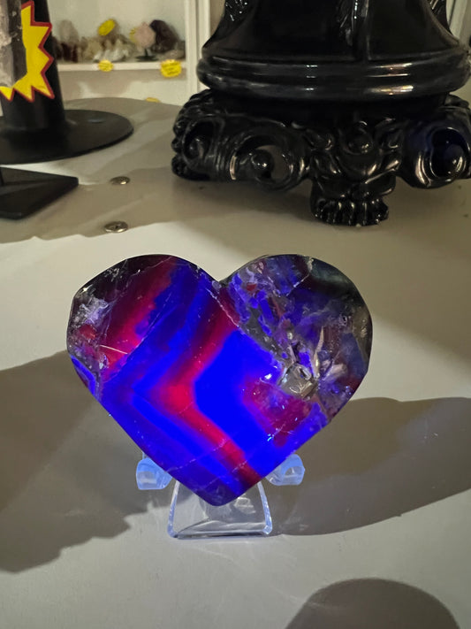 Black Fluorite Heart (UV Reactive)