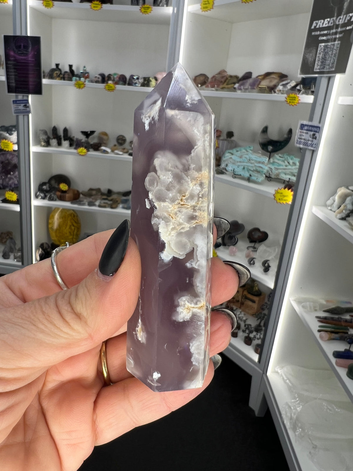 Black Flower Agate Tower