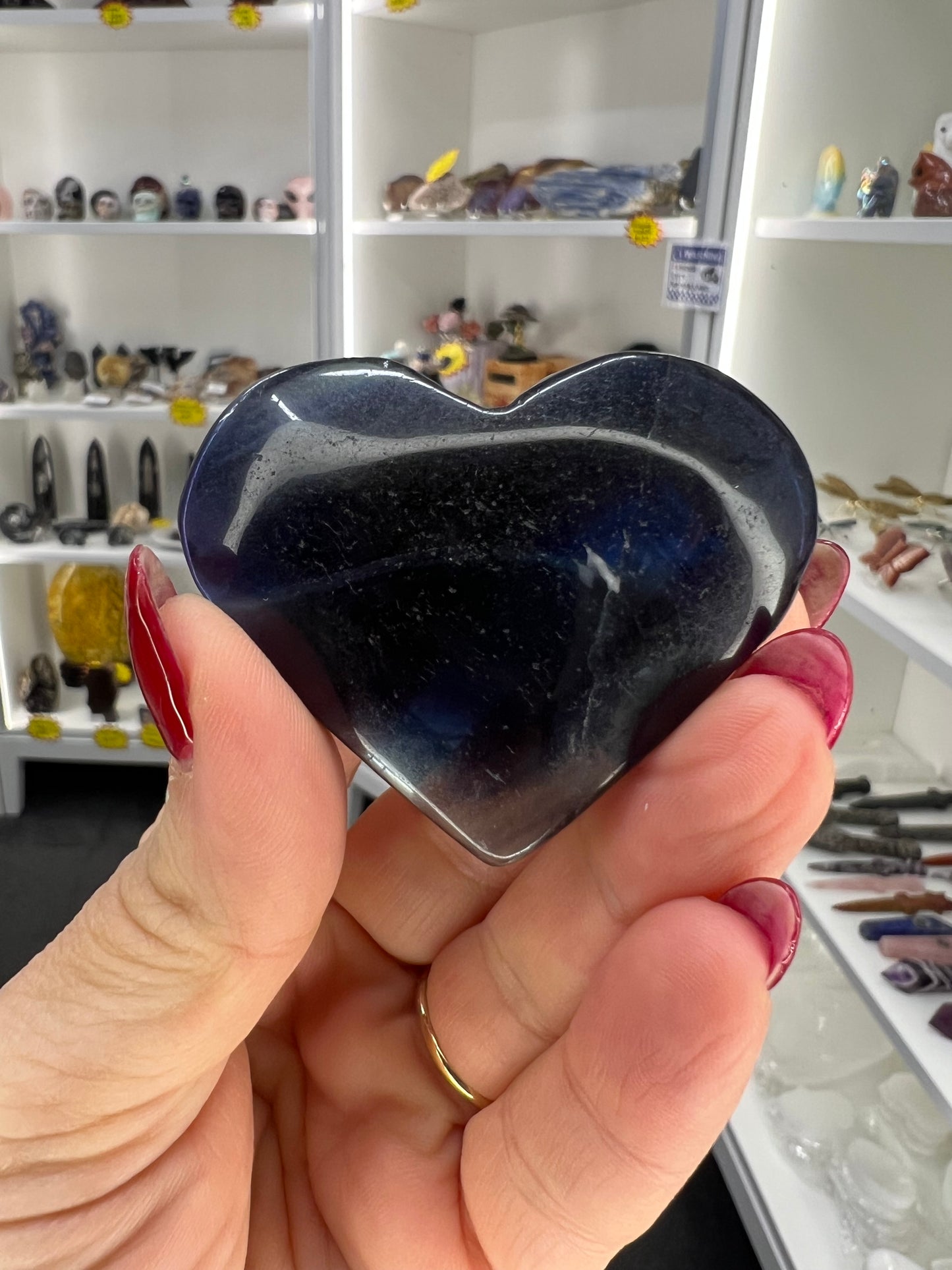 Black Fluorite Heart (UV Reactive)