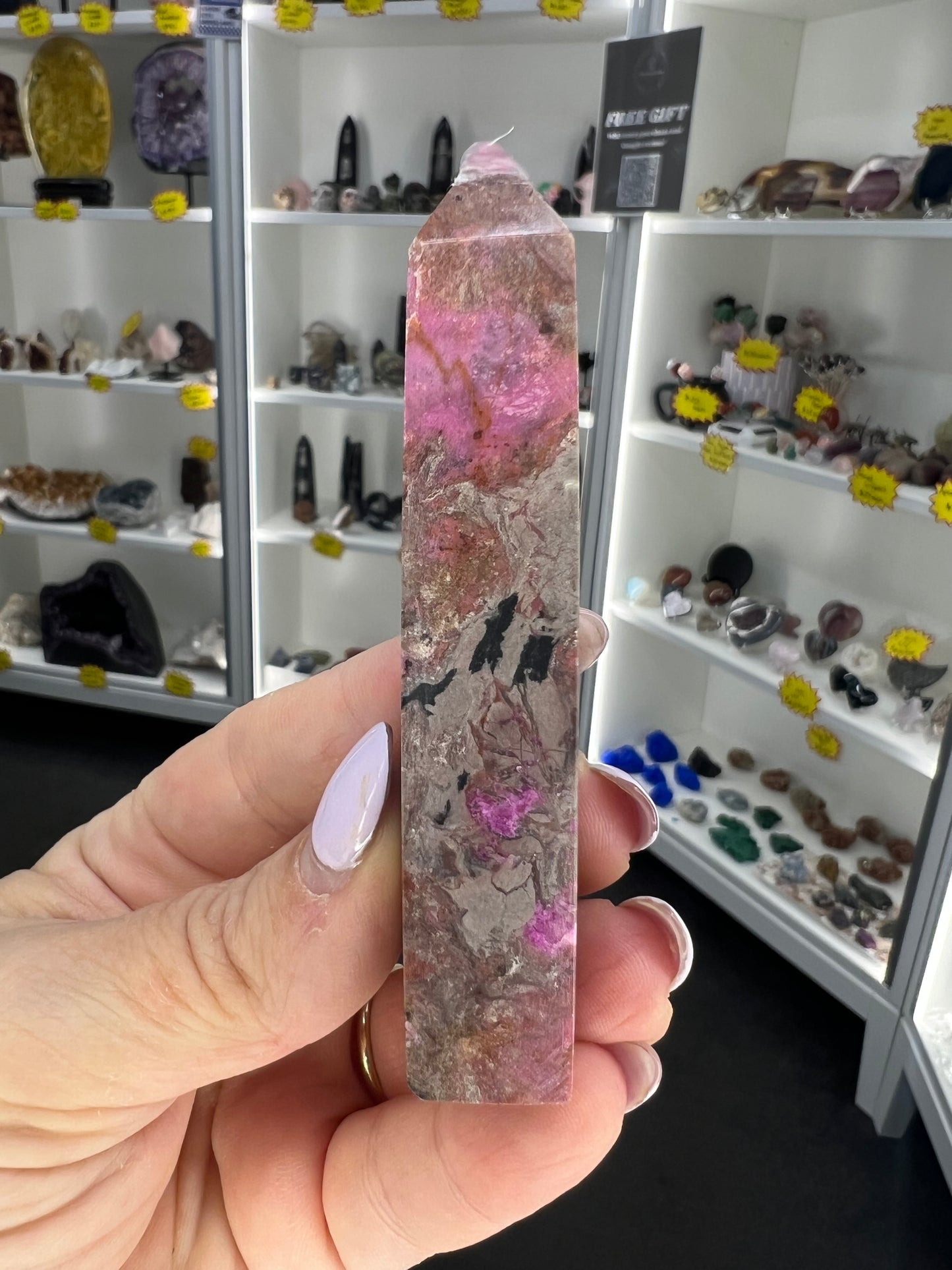 Cobalto Calcite Tower