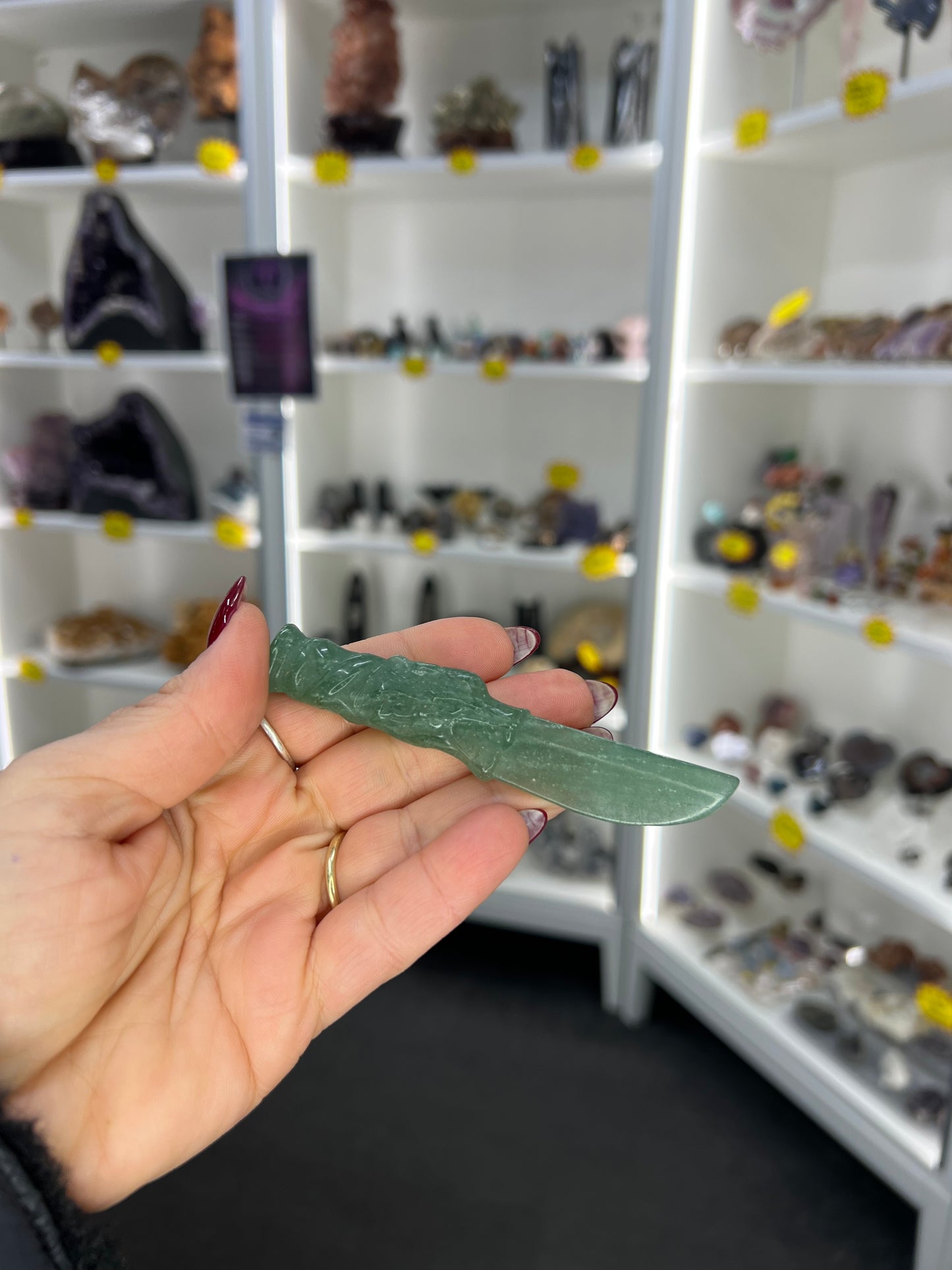 Fluorite Wolf Dagger