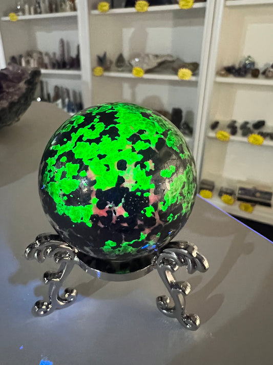 Willemite Sphere on Stand (UV Reactive)