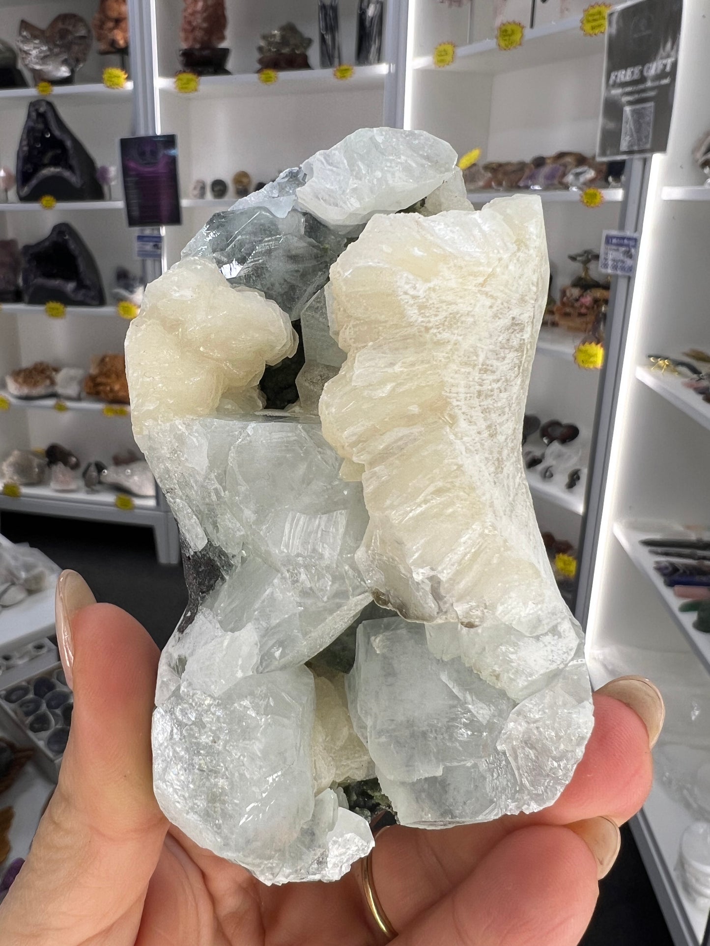 Apophyllite x Stilbite Specimen