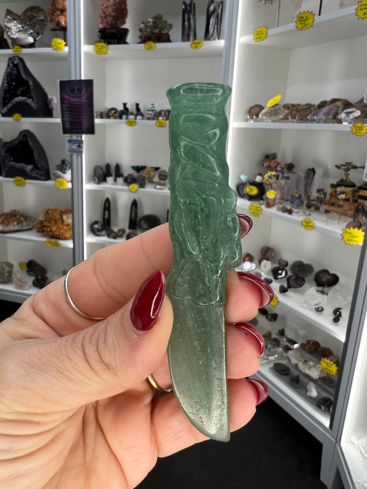 Fluorite Wolf Dagger