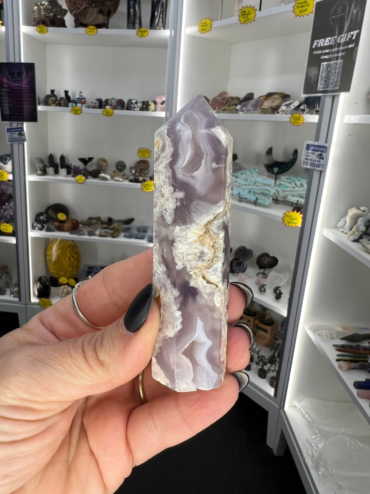 Black Flower Agate Tower