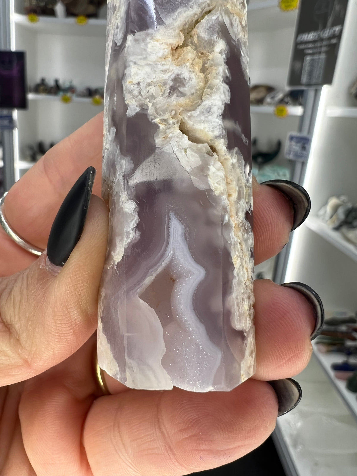 Black Flower Agate Tower