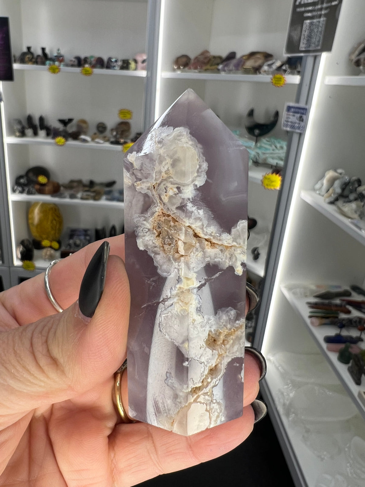 Black Flower Agate Tower