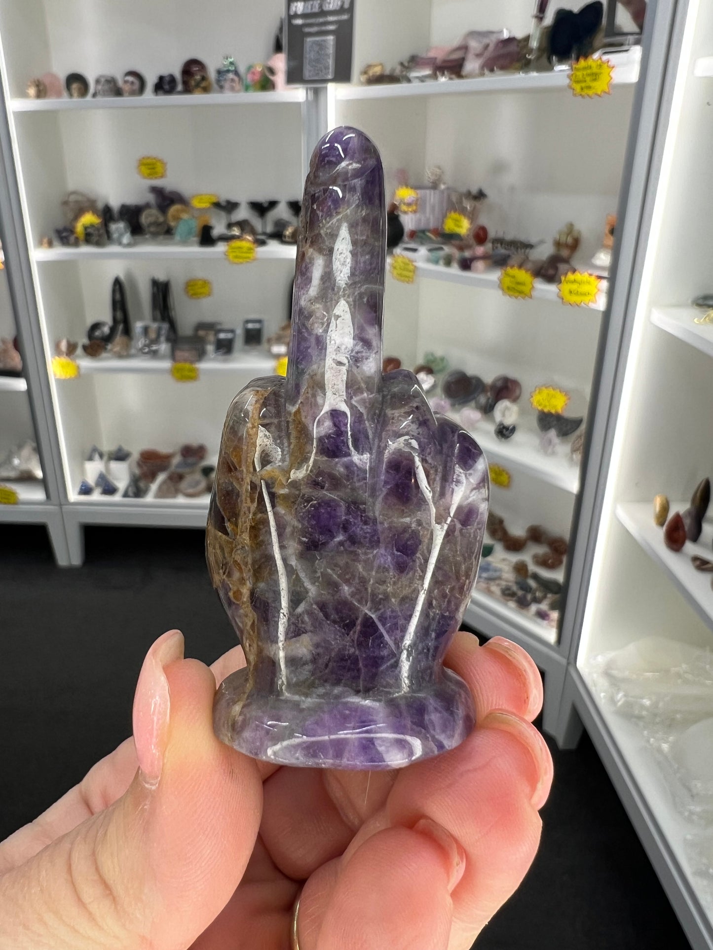 Chevron / Dream Amethyst Middle Finger